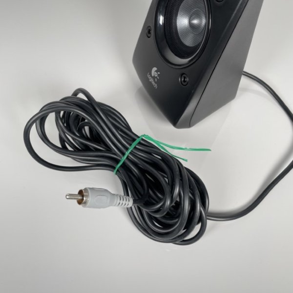 Logitech Z506 Lautsprecher /Speaker grauer Stecker Ersatzteil